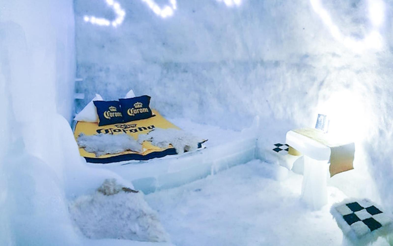 Hotel Of Ice Transylvania Cîrţişoara Buitenkant foto